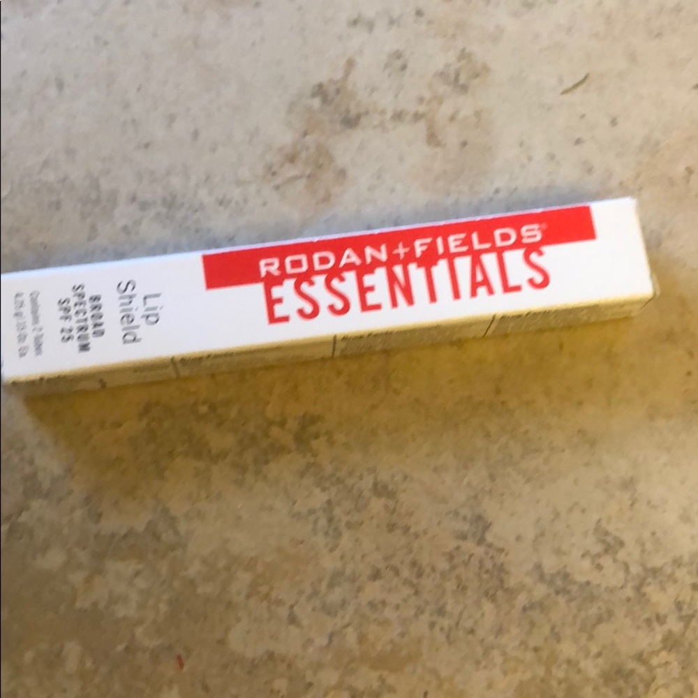 Rodan and fields lip shield